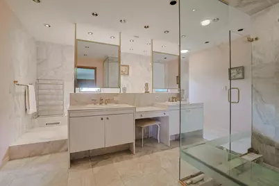9 Camelot Drive, Oak Brook, IL 60523 - Photo 18