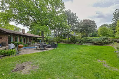 9 Camelot Drive, Oak Brook, IL 60523 - Photo 36