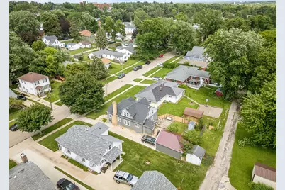 1247 W Logan Street, Freeport, IL 61032 - Photo 30