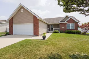 650 Lookout Way, Bourbonnais, IL 60914 - Photo 2
