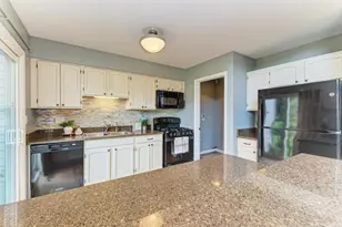 1912 Prentiss Dr, Downers Grove, IL 60516 - Photo 10