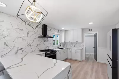 9221 S 49th Court, Oak Lawn, IL 60453 - Photo 8