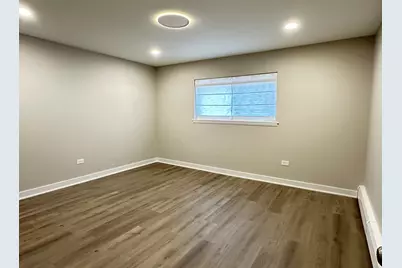 8905 Knight Avenue #108, Des Plaines, IL 60016 - Photo 6