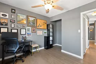 3037 W Montrose Ave, Chicago, IL 60618 - Photo 16