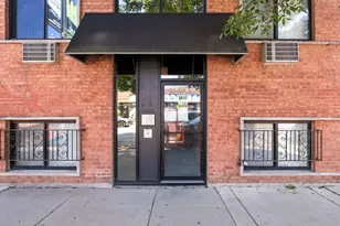 3037 W Montrose Ave, Chicago, IL 60618 - Photo 22