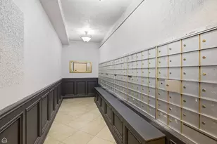 4180 N Marine Dr, Chicago, IL 60613 - Photo 10