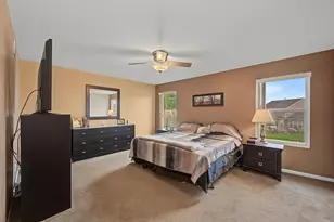 11323 Glenbrook Cir, Plainfield, IL 60585 - Photo 24
