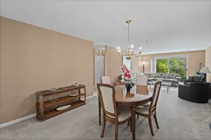 451 Town Pl Circle, Buffalo Grove, IL 60089 - Photo 16