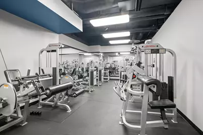 10 E Ontario Street #2205, Chicago, IL 60611 - Photo 18