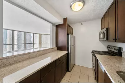 10 E Ontario Street #2205, Chicago, IL 60611 - Photo 6