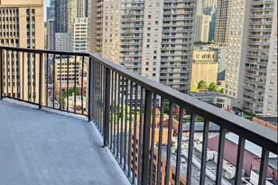 10 E Ontario St, Chicago, IL 60611 - Photo 14