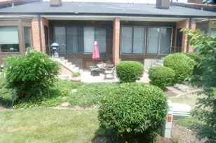 19W270 Governors Trail, Oak Brook, IL 60523 - Photo 8