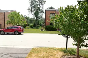 19W270 Governors Trail, Oak Brook, IL 60523 - Photo 42