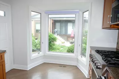 19W270 Governors Trail, Oak Brook, IL 60523 - Photo 6