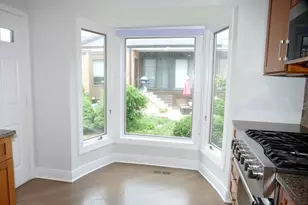 19W270 Governors Trail, Oak Brook, IL 60523 - Photo 6