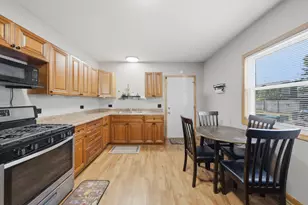 112 Arizona Ave, Joliet, IL 60433 - Photo 10