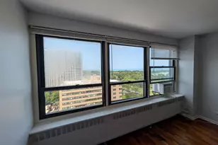 4180 N Marine Dr, Chicago, IL 60613 - Photo 4