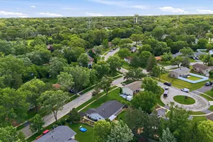 6320 Clark Dr, Woodridge, IL 60517 - Photo 28