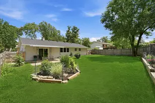 6320 Clark Dr, Woodridge, IL 60517 - Photo 20