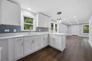 2016 W 52nd St, Chicago, IL 60609 - Photo 10
