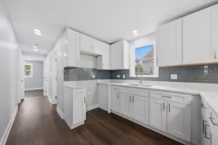2016 W 52nd St, Chicago, IL 60609 - Photo 8