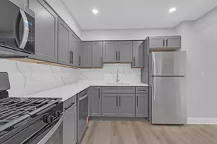 1219 E Washington St, Des Plaines, IL 60016 - Photo 10