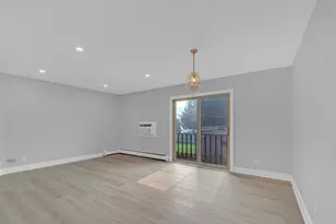 1219 E Washington St, Des Plaines, IL 60016 - Photo 6