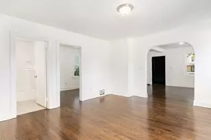 510 W 8th St, Sterling, IL 61081 - Photo 6