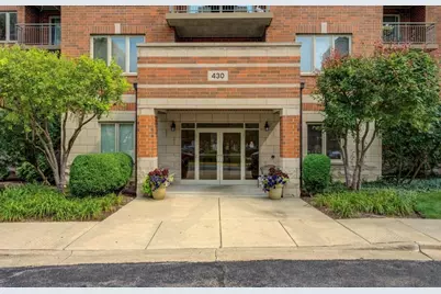 430 S Western Avenue #203, Des Plaines, IL 60016 - Photo 1
