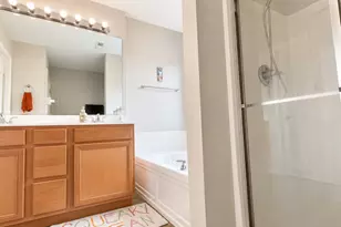 1440 W Remington Ln, Round Lake, IL 60073 - Photo 12