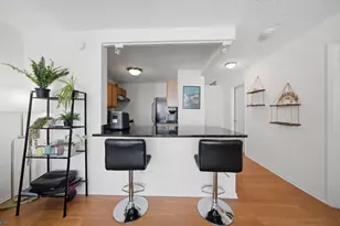 30 E Huron St, Chicago, IL 60611 - Photo 6