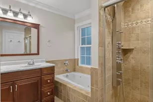 826 Pin Oak Cir, Cary, IL 60013 - Photo 26