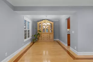 826 Pin Oak Cir, Cary, IL 60013 - Photo 6