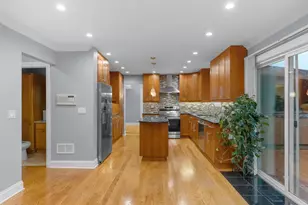 826 Pin Oak Cir, Cary, IL 60013 - Photo 12