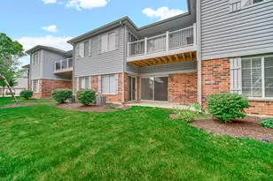 1661 Commodore Ct, Schaumburg, IL 60193 - Photo 26