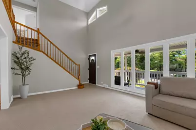 8336 W 94th Street, Hickory Hills, IL 60457 - Photo 10