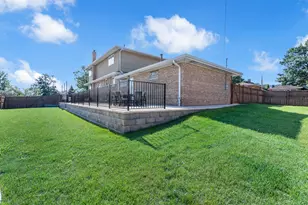 8336 W 94th St, Hickory Hills, IL 60457 - Photo 46