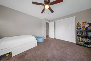 8336 W 94th St, Hickory Hills, IL 60457 - Photo 20