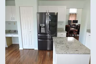 9034 Hillcrest Lane, Woodridge, IL 60517 - Photo 12