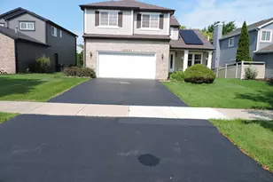 9034 Hillcrest Ln, Woodridge, IL 60517 - Photo 1