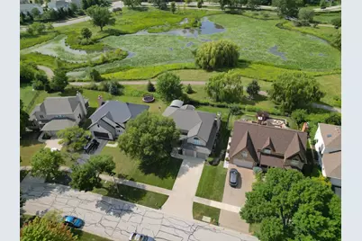 2066 Bunker Circle, Naperville, IL 60563 - Photo 44