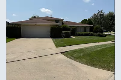 8701 Raintree Road, Tinley Park, IL 60487 - Photo 1