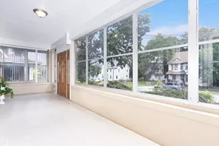 414 Elmwood Ave, Joliet, IL 60433 - Photo 4
