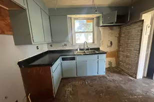 625 Emerald Ave, Chicago Heights, IL 60411 - Photo 6