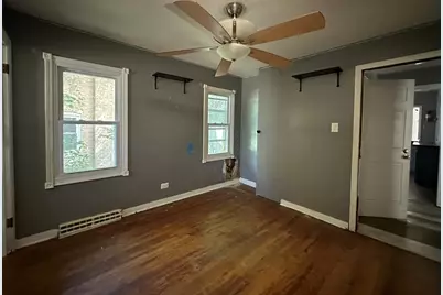 625 Emerald Avenue, Chicago Heights, IL 60411 - Photo 12