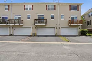 240 S Alder Creek Dr, Romeoville, IL 60446 - Photo 2