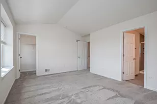 857 Finley Dr, Aurora, IL 60504 - Photo 14