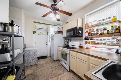 6318 N Bell Avenue, Chicago, IL 60659 - Photo 12