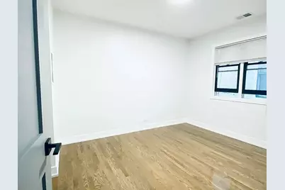 3316 N Damen Avenue #3, Chicago, IL 60618 - Photo 6