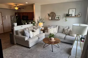 88 E S Ave, Cortland, IL 60112 - Photo 2